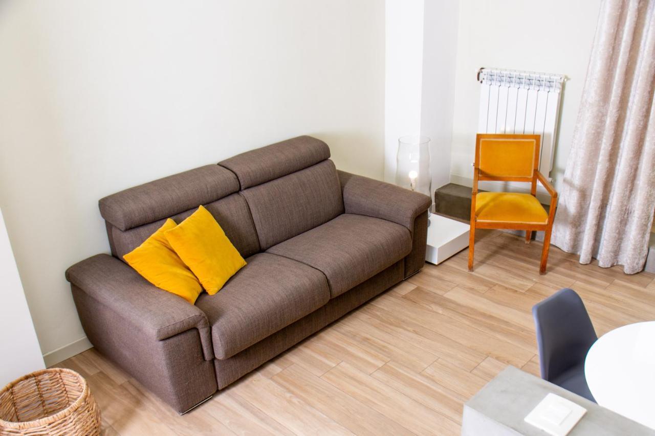 Moderno Second House 26